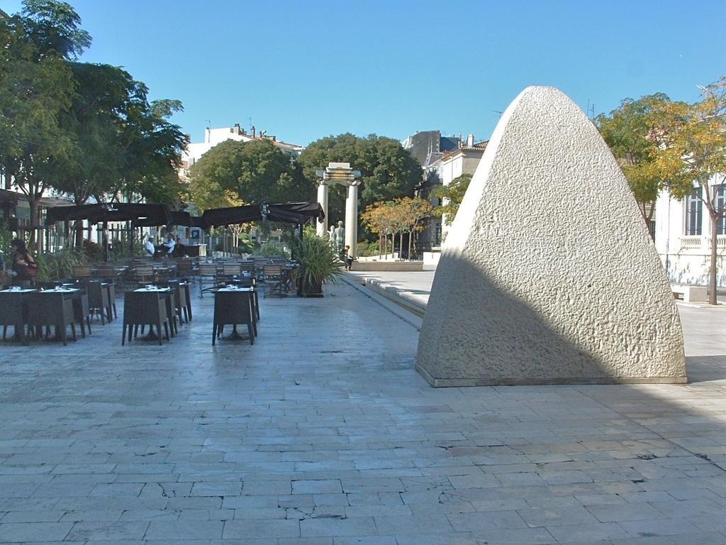 Le Cherche Midi, Entre Nimes, Le Pont Du Gard, Uzes, Arles Маргьорит Екстериор снимка